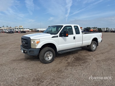2015 Ford F-250 XL 4x4 Extended Cab Pickup