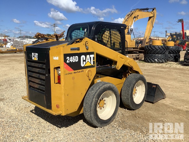 MINI CARGADOR SOBRE RUEDAS 2019 CATERPILLAR 246D