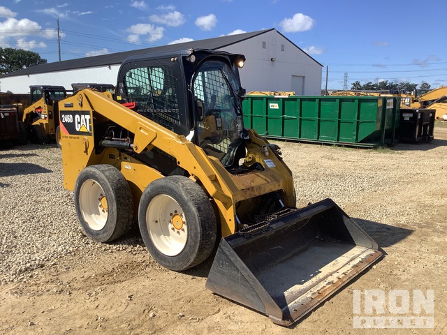 MINI CARGADOR SOBRE RUEDAS 2019 CATERPILLAR 246D