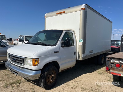 2007 Ford E450 Van Truck (Inoperable)