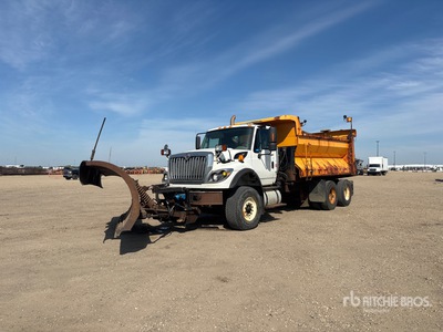 2009 International WorkStar 7600 6x4 Snow Plow Truck