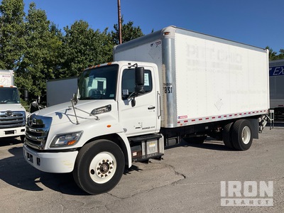 2019 Hino 338 4x2 Van Truck
