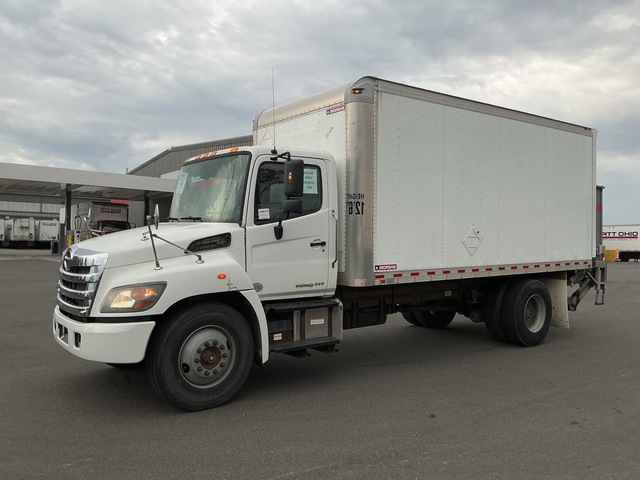 2019 Hino 338 4x2 Van Truck 2019 Hino 338 4x2 Van Truck