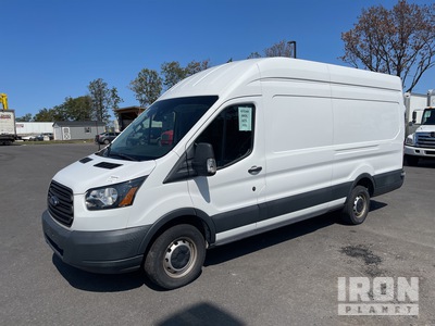 2018 Ford TRANSIT 4x2 Van Truck