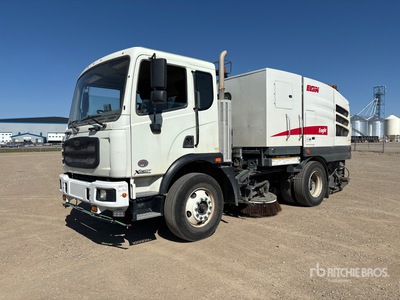 2016 Elgin Eagle on AutoCar Xpert Camion barredora