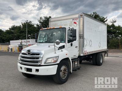 2019 Hino 338 4x2 Van Truck