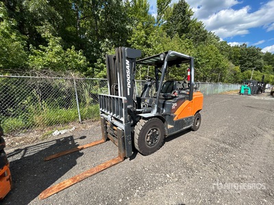 2019 Doosan G35S-7 7200 lb Forklift