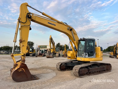 Komatsu PC228USLC3 Excavatrice sur chenilles