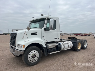 2014 Volvo VHD 6x4 Cabeza Tractora Cabina Corta