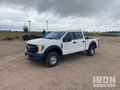 2018 Ford F-250 XL 4x4 Crew Cab Pickup