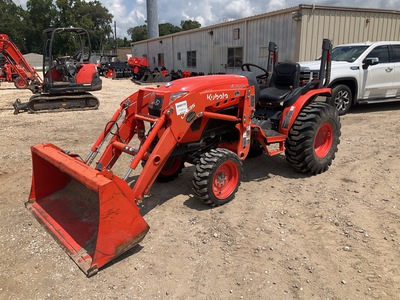 2022 Kubota LX2610SUHSD 4WD Utility Tractor