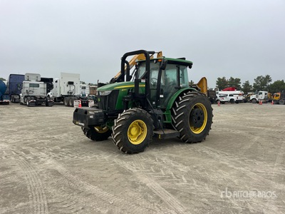2020 John Deere 6105E Allradtraktor