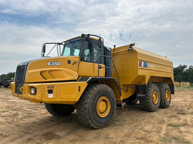 2013 Bell B35D 8000 gal 6x6 Articulated Water Truck 2013 Bell B35D 8000 gal 6x6 Articulated Water Truck