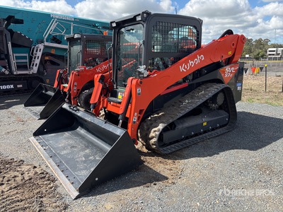 Kubota SVL97-2 を見 Compact Track Loader