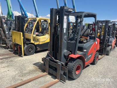 2017 Linde HT25T 4750 lb Pneumatic Tire Forklift