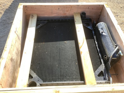 Daimler A05-15171-000 Engine Coolant Radiator