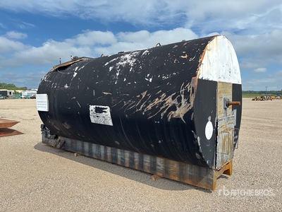 Kaiser-Morris 6000 gal Steel Seal Coat Agitated Tank