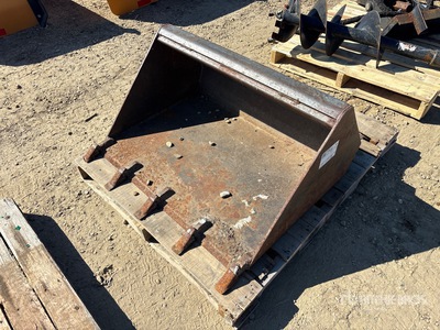 36 in High-Tip Skid Steer Bucket