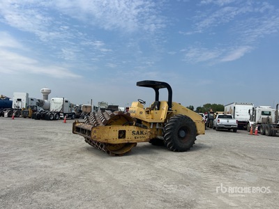 2007 Sakai SV505T Compacteur à tambour à pieds dameurs