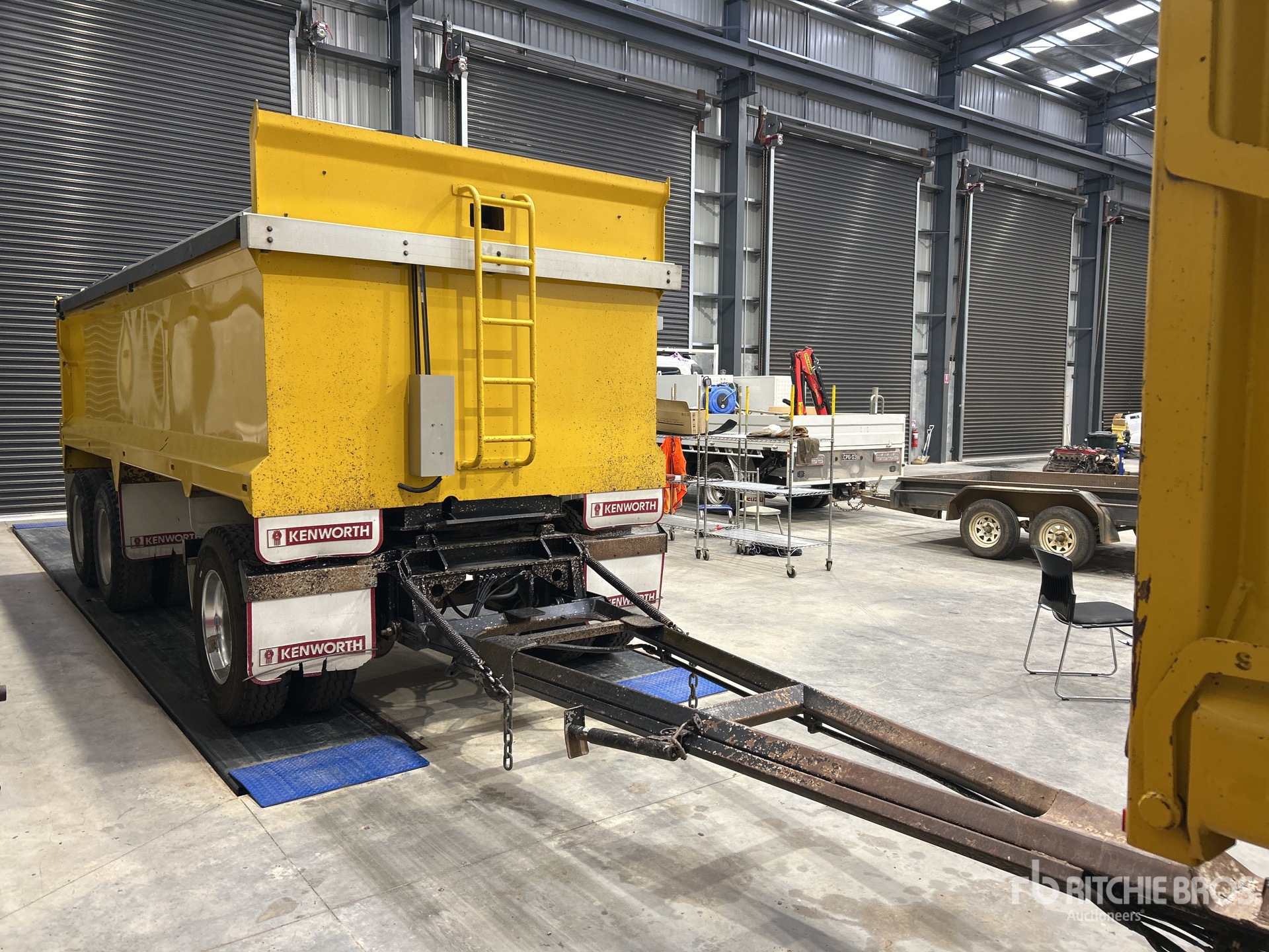2014 Harris 6 m Super Dog End Dump Trailer