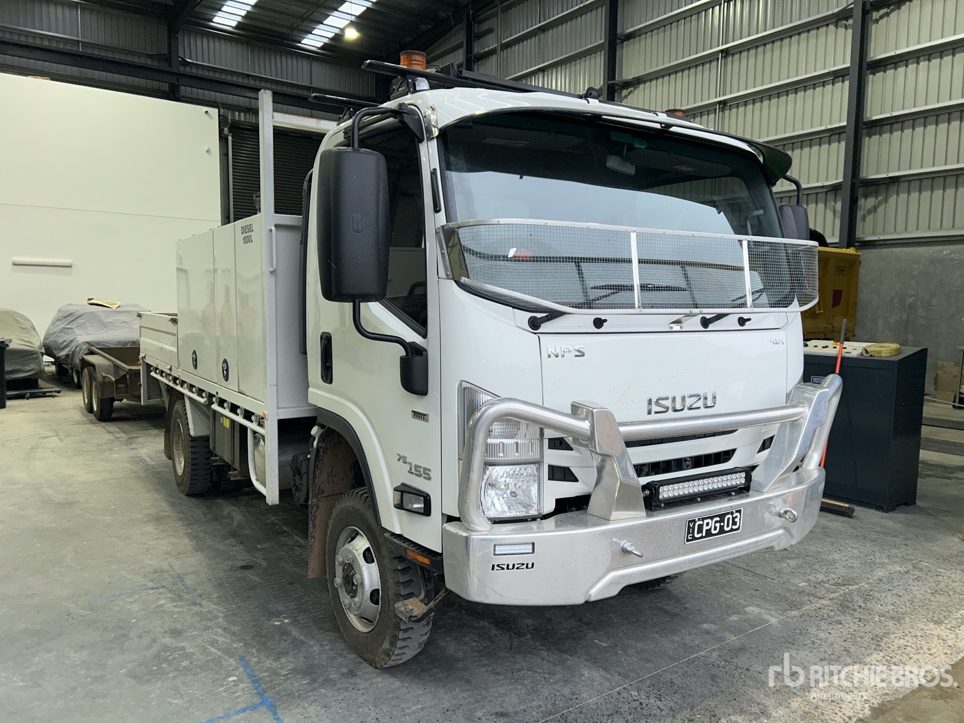 2021 Isuzu NPS 1000 L 4x4 Fuel and Lube Truck
