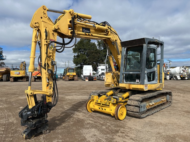2004 Komatsu PC138US-2E1 Hi-Rail Tracked Excavator 2004 Komatsu PC138US-2E1 Hi-Rail Tracked Excavator