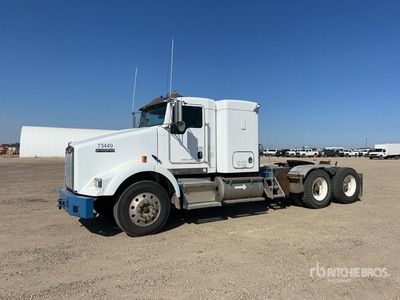 2007 Kenworth T800 6x4 Day Cab Truck Tractor