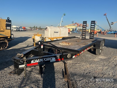 2023 Custom 12T172FCBW 17 ft T/A Remolque Portamaquinaria