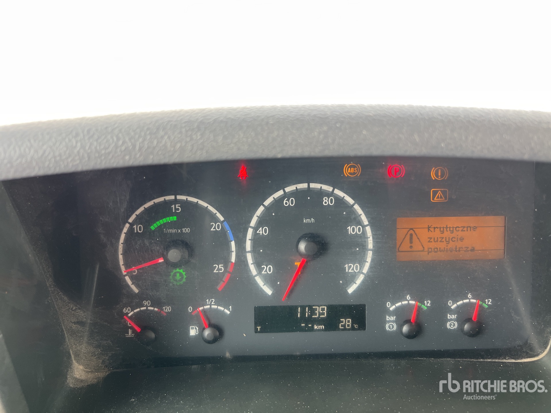 2006 Scania P420 8x4 を見 Dump Truck