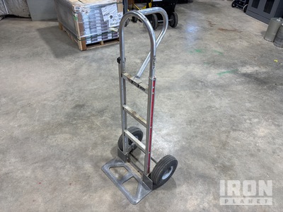 2016 Magliner HTMK15U4 Dolly (Hand Truck)