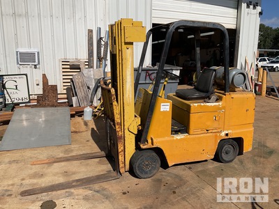 Cat TC60C 6000 lb Cushion Tire Forklift