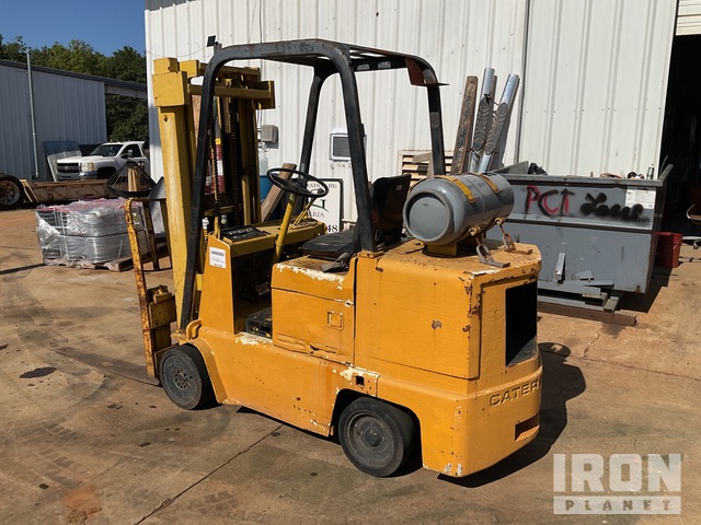 MONTACARGAS CATERPILLAR TC60C