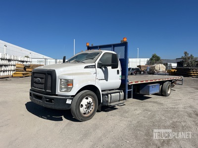 2017 Ford F650 4x2 Camión Caja Abierta