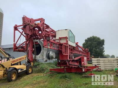 2006 Potain HDT80 13230 lb Grue distributrice