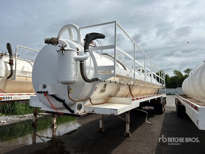 2014 Global Vaccum Systems 5460 gal T/A Vacuum Tanker Trailer