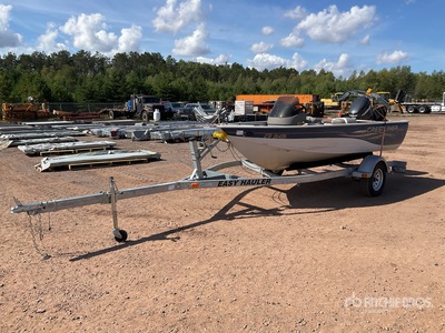 2004 Crestliner 14 ft 遊覧船