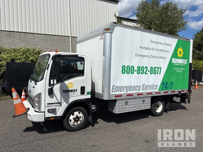 2015 Isuzu NPR 4x2 Van Truck