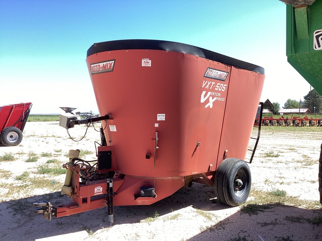 2008 Roto-Mix VXT-505 Feed Mixer