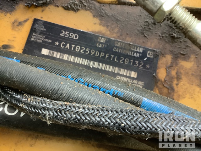 MINI CARGADOR SOBRE RUEDAS 2019 CATERPILLAR 259D