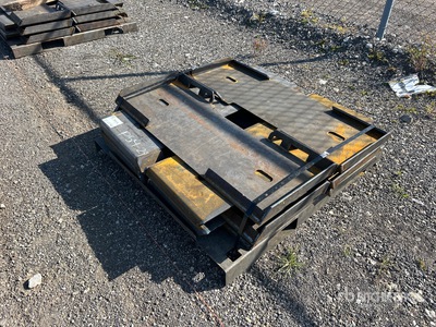 Quantity of (10) 2025 Kit Containers QT-F-BLANK Płyta montażowa osprzętu do miniładowarek