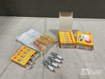 (10,346) NGK DPR9EA-9 Spark Plugs