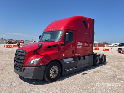 2019 Freightliner Cascadia 126 6x4 T/A Sleeper Truck Tractor