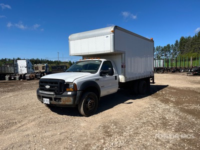 2006 Ford F-550 XL Super Duty XL 4x2 Camion fourgon