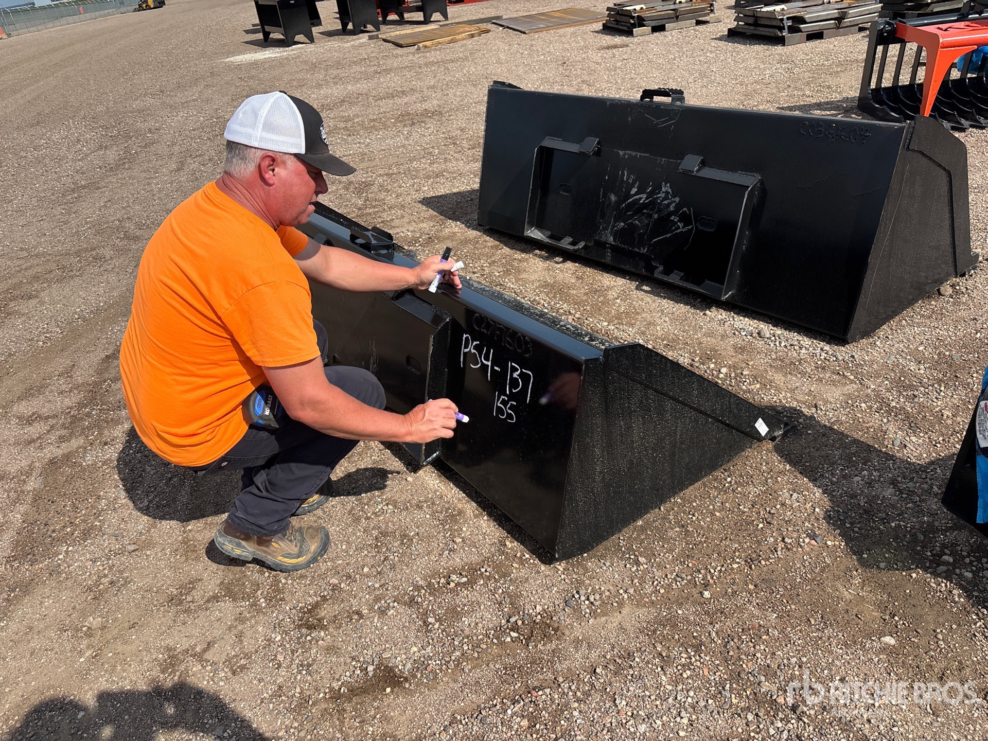 2025 Kit Containers QT-DB-S90 Skid Steer Bucket