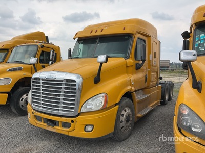 2017 Freightliner Cascadia 125 6x4 Tractocamion con Dormitorio (INOPERABLE) / T/A Sleeper Truck Tractor (Inoperable)