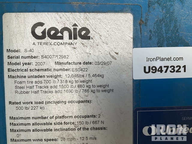 ELEVADOR TELESCóPICO 2007 GENIE 4WD S40