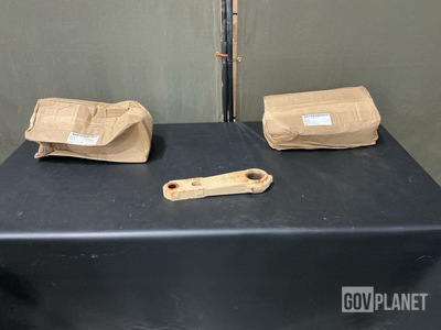 (100) Oshkosh 3310447 Vehicular Steering Pitman Arms