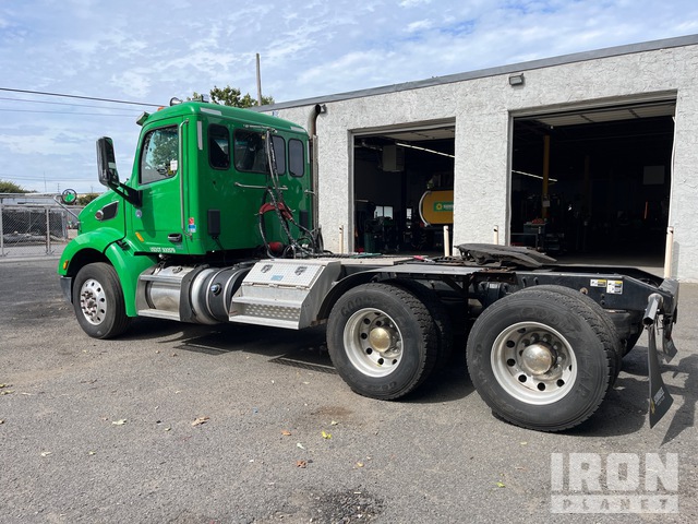 CAMIóN 2016 PETERBILT