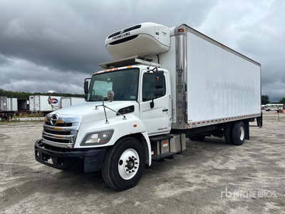 2019 Hino 338 4x2 Ciężarówka chłodnia
