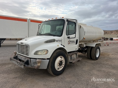 2005 Freightliner M2 106 4x2 Water Truck